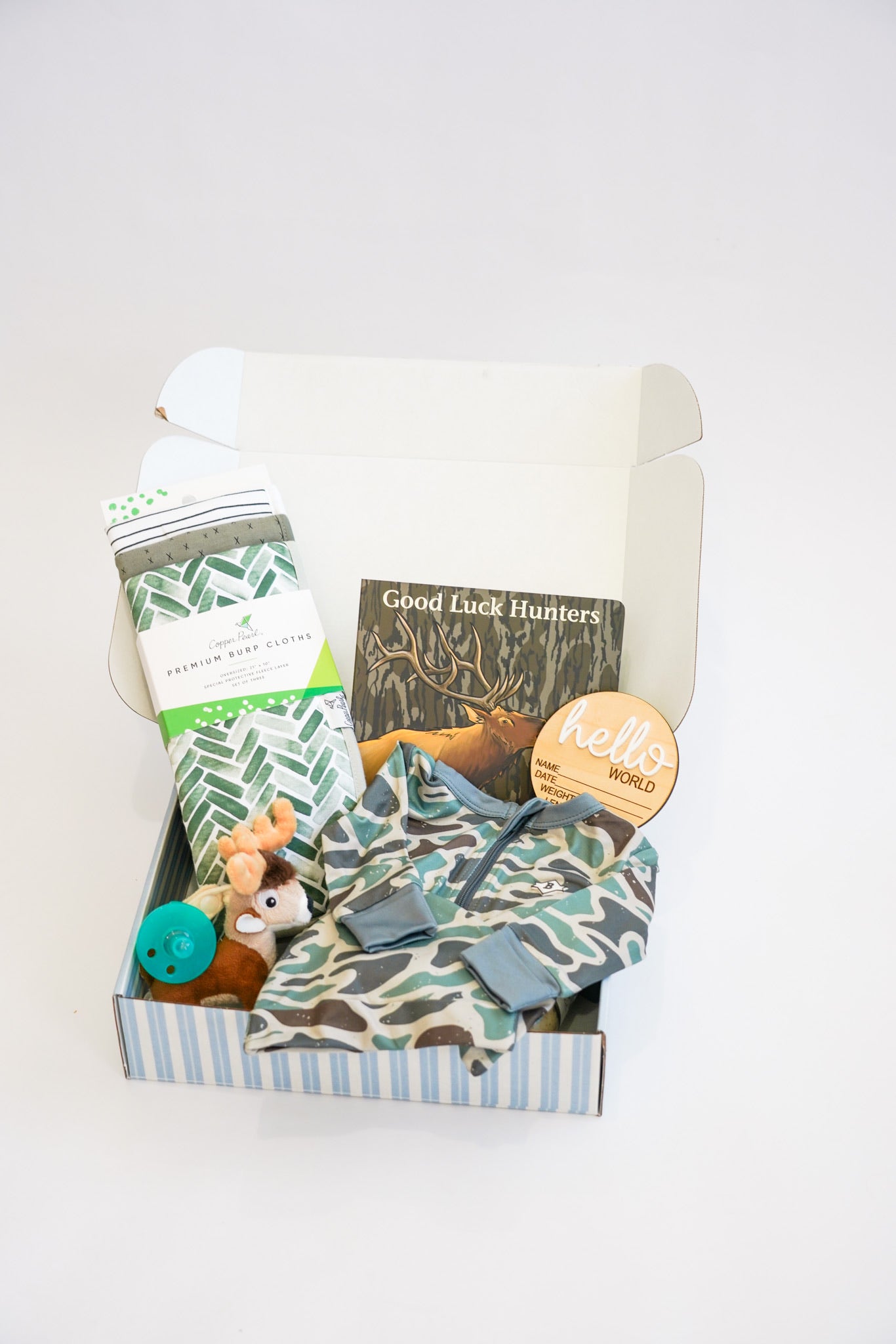 Green Retro Camo Hunting Newborn Gift Box