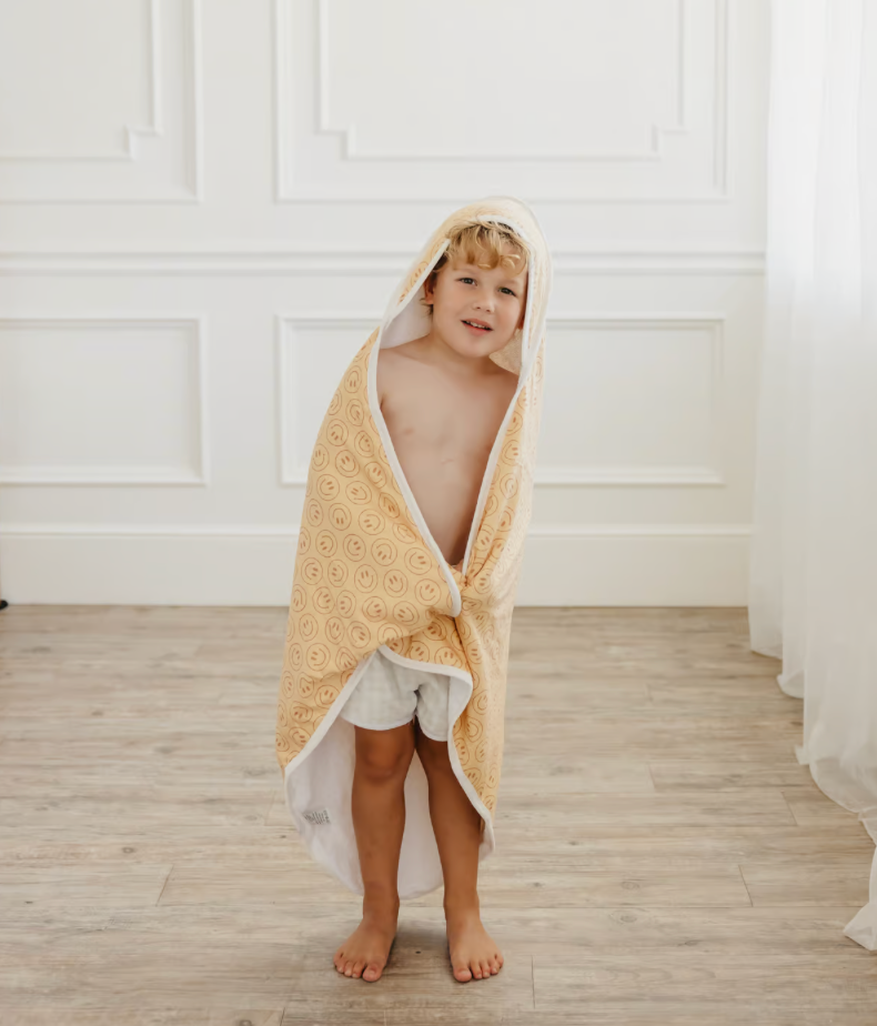 Copper Pearl Vance Premium Hooded Towel